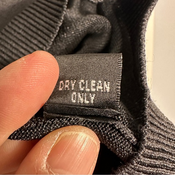 Snag overalls, green knit, size "G" (20-22), stretchy, pockets, spring - Picture 4 of 13